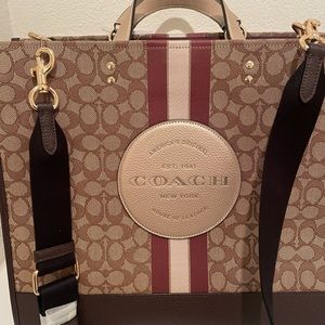 Dempsey Tote40 Sig Jacquard Stripe Coach Patch